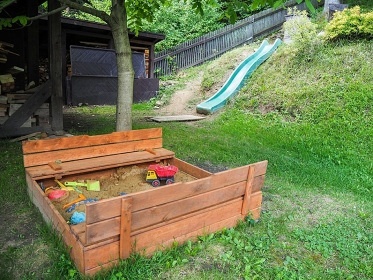 Chata Javorn�ky - Vala�sko - cyklostezka Be�va