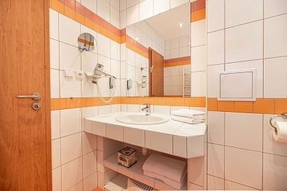 Penzion baz�n a wellness - Kru�nohorsk� magistr�la