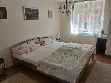 Chalupa Blaejovice - Loket - pehrada vihov