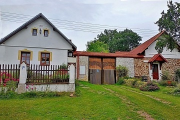Chalupa Blaejovice - Loket - pehrada vihov