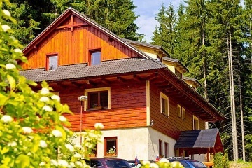Chata Jezerné - Velké Karlovice - Beskydy