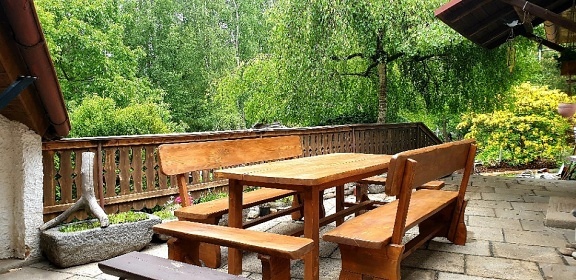 Chalupa s baz�nem - Park Mon�nec - Zoo V�trovy