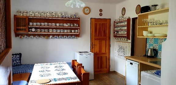 Chalupa s baz�nem - Park Mon�nec - Zoo V�trovy