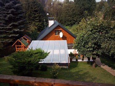 Srubov� chata s v��ivkou - Trutnovsko - Mlad� Buky