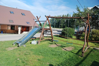 Chata a h�i�t� - Jizersk� hory a Krkono�e