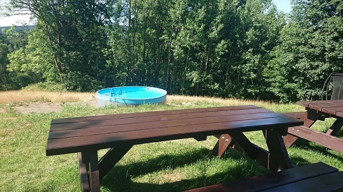 Chata Jizerské hory - bazén, sauna a dětské hřiště
