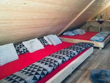 Chata Jizerské hory - bazén, sauna a dětské hřiště
