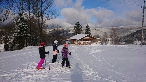 Chata Jizerské hory - bazén, sauna a dětské hřiště