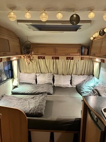 Glamping Karavan - Chrášťany u Benešova