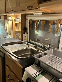 Glamping Karavan - Chrášťany u Benešova