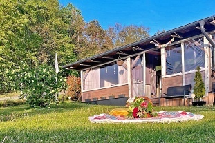 Nový objekt: Glamping Karavan - Chrášťany u Benešova 1C-052