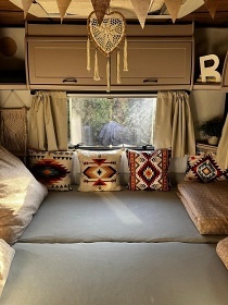 Glamping u Konopi�t� - T�nec nad S�zavou - Slapy