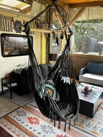 Glamping Karavan u Konopi�t� - Bene�ov