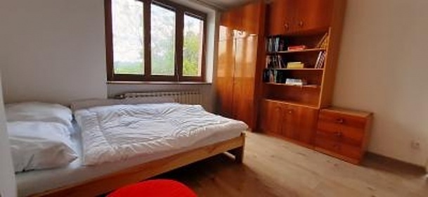 Chalupa s baz�nem - Kyjov - hrad Buchlov