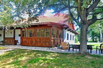 Wellness chalupa a koupac� jez�rko - Radho��