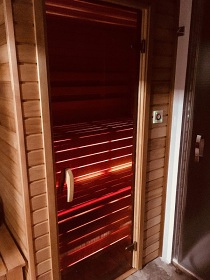 Wellness chalupa a koupac� jez�rko - Radho��