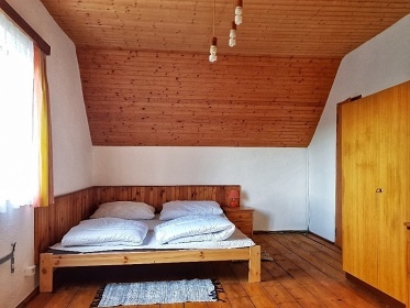 Chata s v�hledem - M�ch�v kraj - hrad Bezd�z