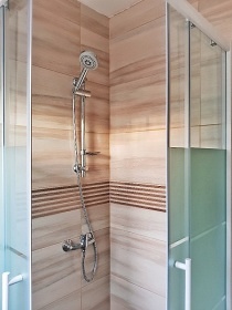 Chata s v�hledem - M�ch�v kraj - hrad Bezd�z