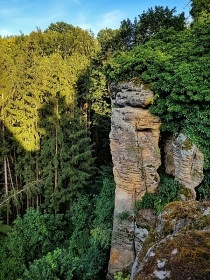 Chata s v�hledem - M�ch�v kraj - hrad Bezd�z