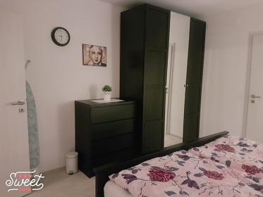 Chalupa s baz�nem - Nov� Ml�ny - CHKO P�lava