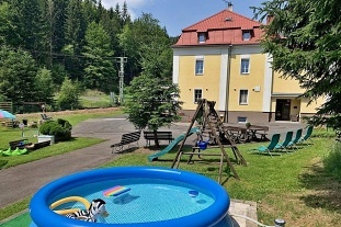 Nov� objekt: Chata u lesa - Kl�noveck� potok - Kru�n� hory