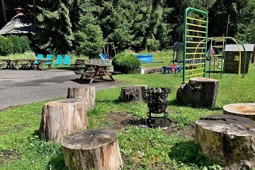 Chata u lesa - Kl�noveck� potok - Kru�n� hory