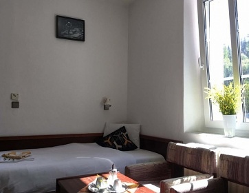 Chata u lesa - Kl�noveck� potok - Kru�n� hory