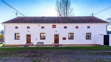 Statek Pňovany - chalupa Hracholuská přehrada