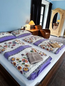 Chalupa s baznem  - Blansk les - esk Krumlov