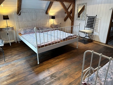 Chalupa s baznem  - Blansk les - esk Krumlov