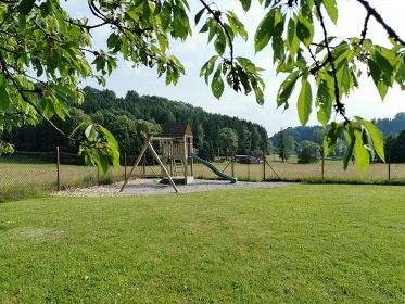 Chata s bazénem - Broumovské stěny - Adršpach