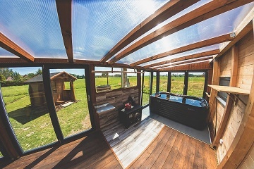 Glamping s wellness - Chata vagon - Chlum u Třeboně