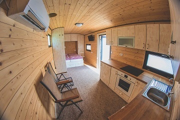 Glamping s wellness - Chata vagon - Chlum u Třeboně