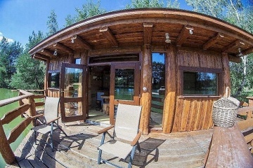 Glamping na vod s wellness - Jindichohradecko