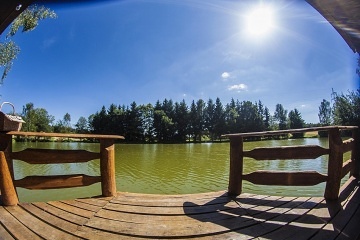 Glamping na vod s wellness - Jindichohradecko