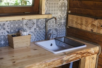 Glamping na vod s wellness - Jindichohradecko