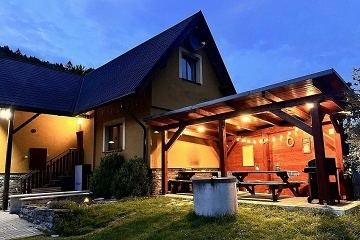 Chalupa Medv�d� hora - Dlouh� str�n� - Jesen�ky