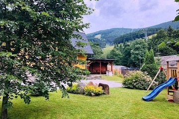 Chalupa Medv�d� hora - Dlouh� str�n� - Jesen�ky