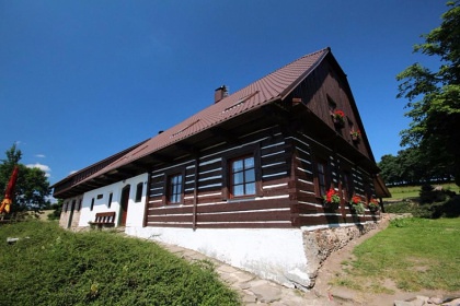 Rouben� chalupa s baz�nem - CHKO Orlick� hory