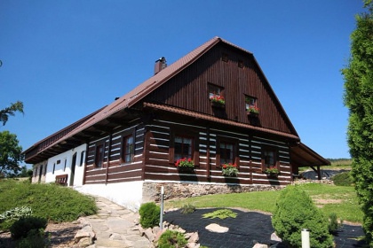 Roubená chalupa s bazénem - CHKO Orlické hory