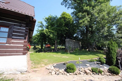 Rouben� chalupa s baz�nem - CHKO Orlick� hory