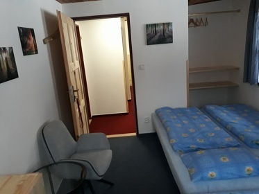 Horsk chata a koupac jezrko - Jizersk hory