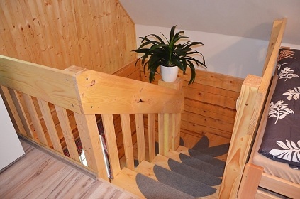 Roubenka �esk� Kanada - Kun�ak - hrad Land�tejn