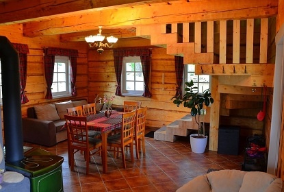 Roubenka �esk� Kanada - Kun�ak - hrad Land�tejn