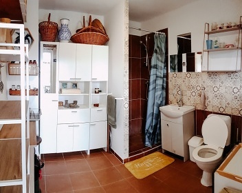 D�m u jezera - Thermalpark Dunajsk� Streda