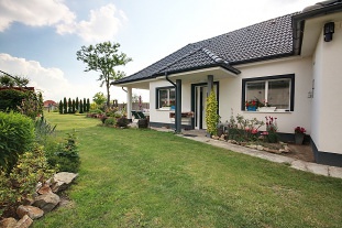 Nov� objekt: D�m u jezera - Thermalpark Dunajsk� Streda 1S-004