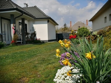 D�m u jezera - Thermalpark Dunajsk� Streda