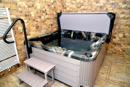 Chata s wellness - Stezka v oblacch Doln Morava