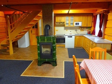 Roubenka s baz�nem - Term�ln� park Velk� Losiny