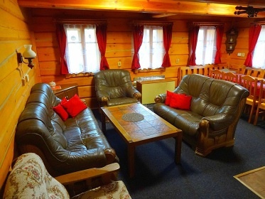 Roubenka s baz�nem - Term�ln� park Velk� Losiny